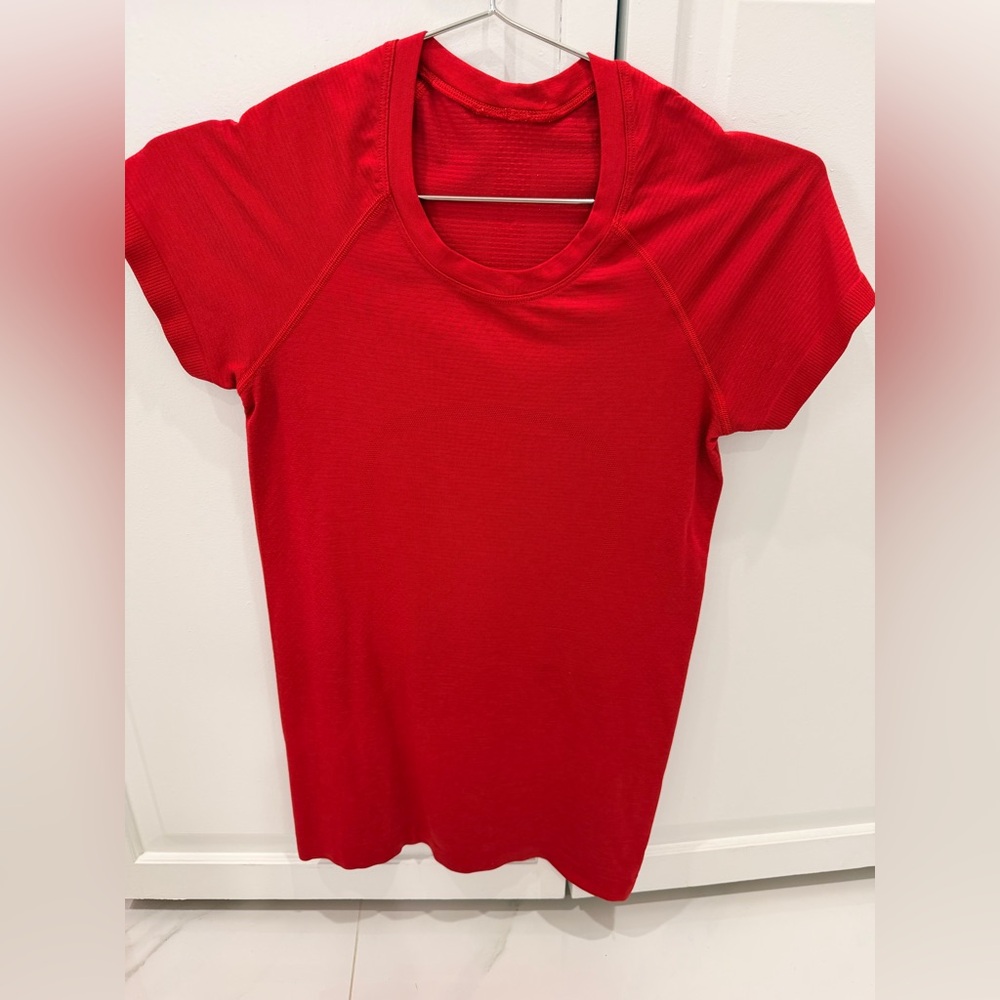 Lululemon swiftly short sleeves